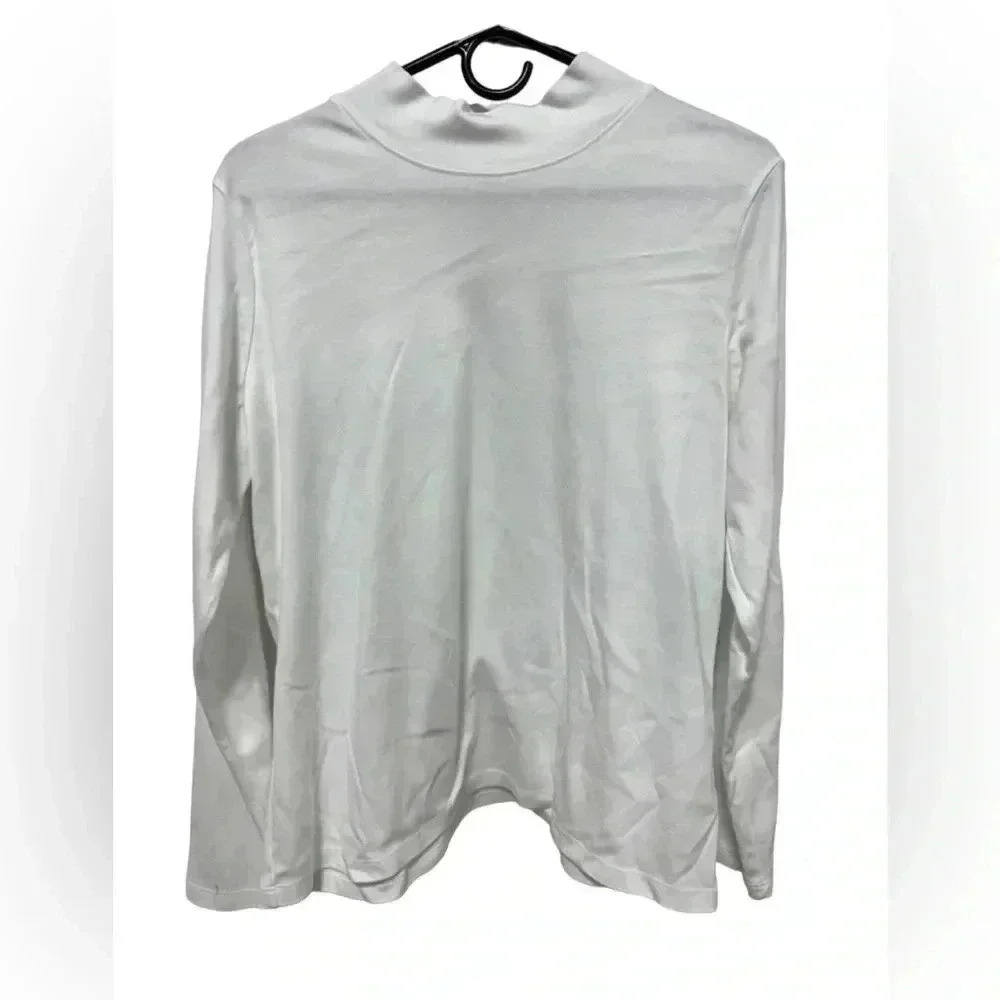 L.L. Bean 100% White Supima Long Sleeve‎ Cotton Shirt, Like New, Size XL.